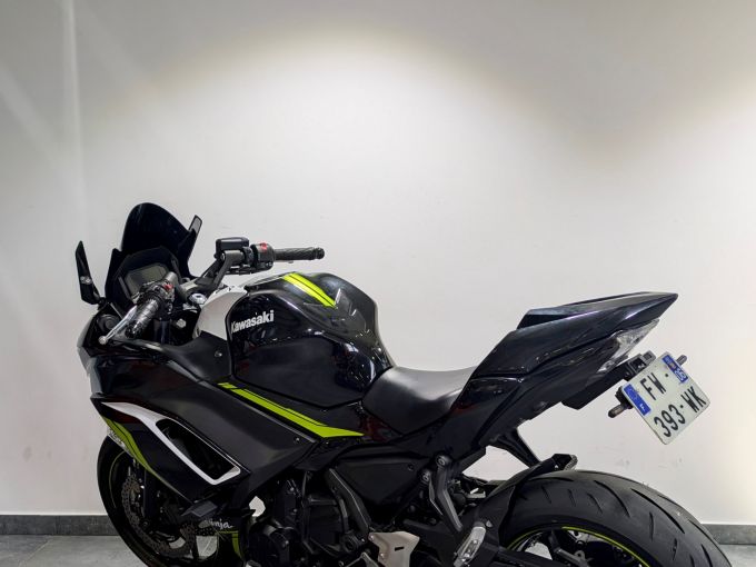 KAWASAKI NINJA 650 4