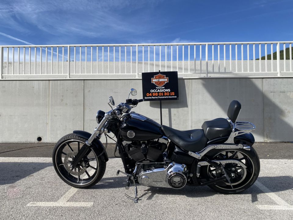 HARLEY-DAVIDSON SOFTAIL BREAKOUT 1690 4