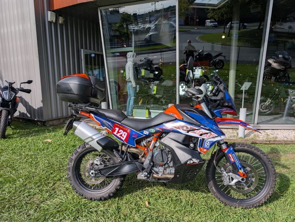 KTM 890 ADVENTURE R 4