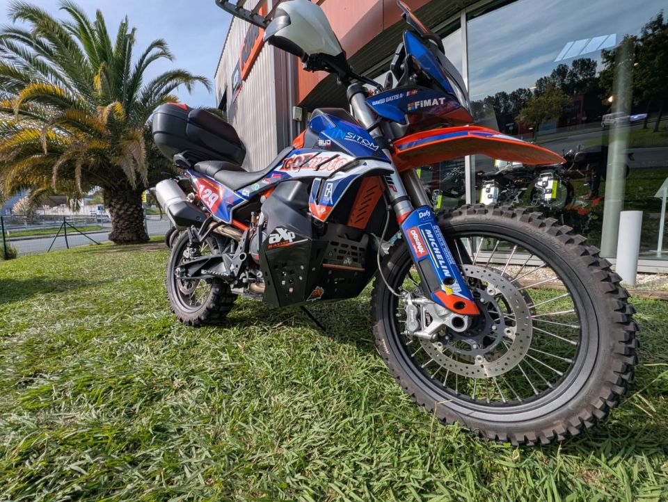KTM 890 ADVENTURE R 4