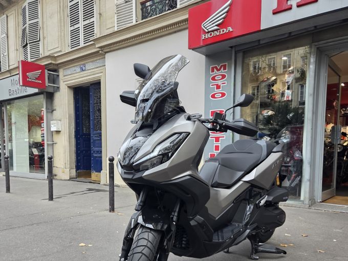 HONDA ADV 350 4