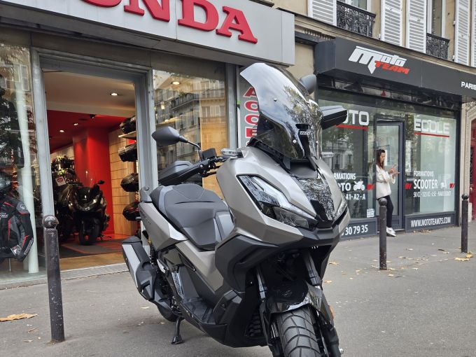 HONDA ADV 350 4