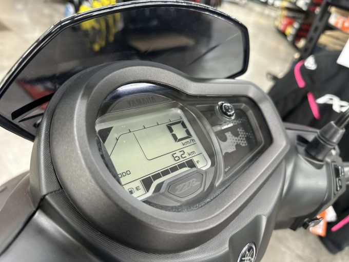 YAMAHA RayZR 125 4