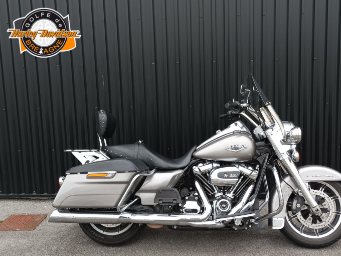 HARLEY-DAVIDSON TOURING ROAD KING 1745 4