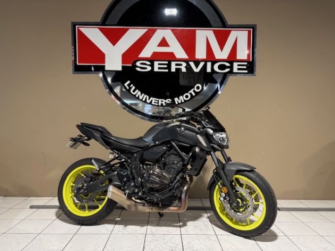 YAMAHA MT-07 (47.5CV) 4