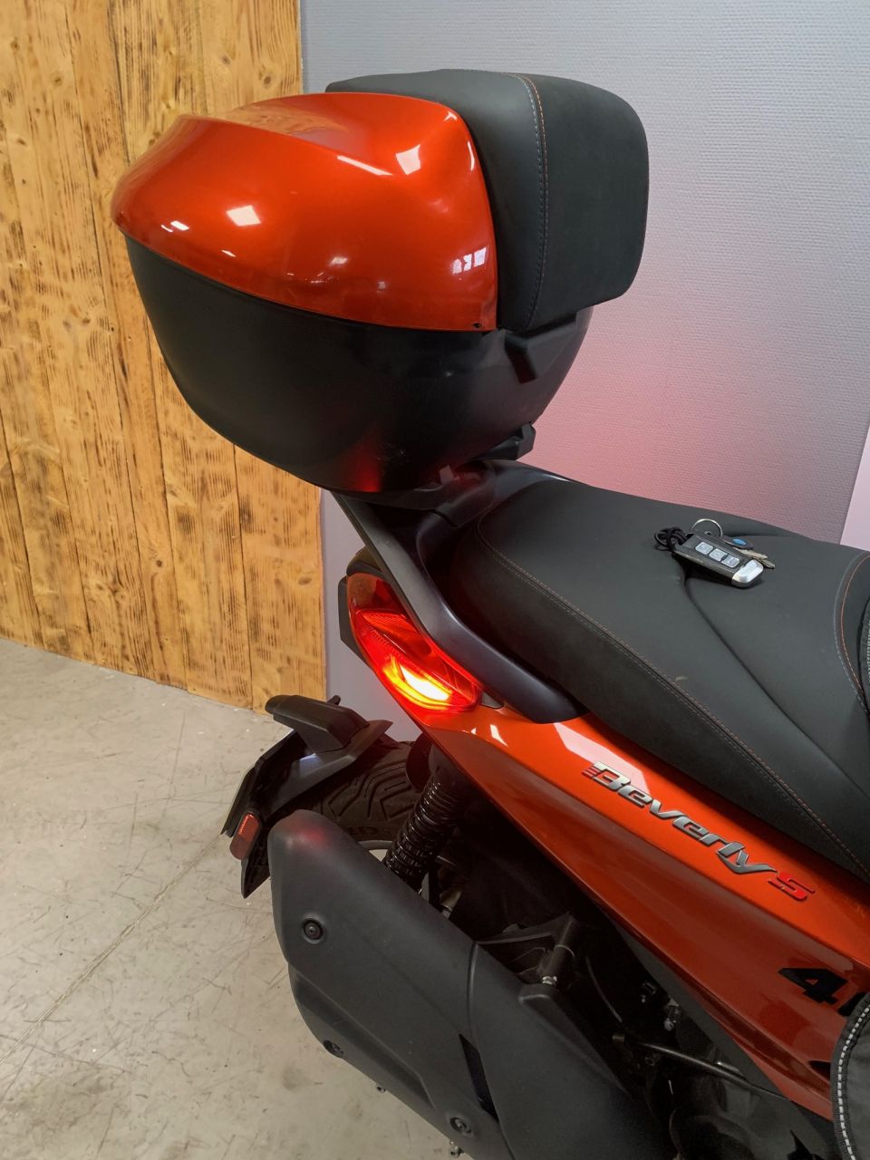 PIAGGIO BEVERLY 400 4