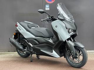 YAMAHA XMAX 300 TECH MAX TECHMAX - 821KM - GARANTIE CONSTRUCTEUR - 2025
