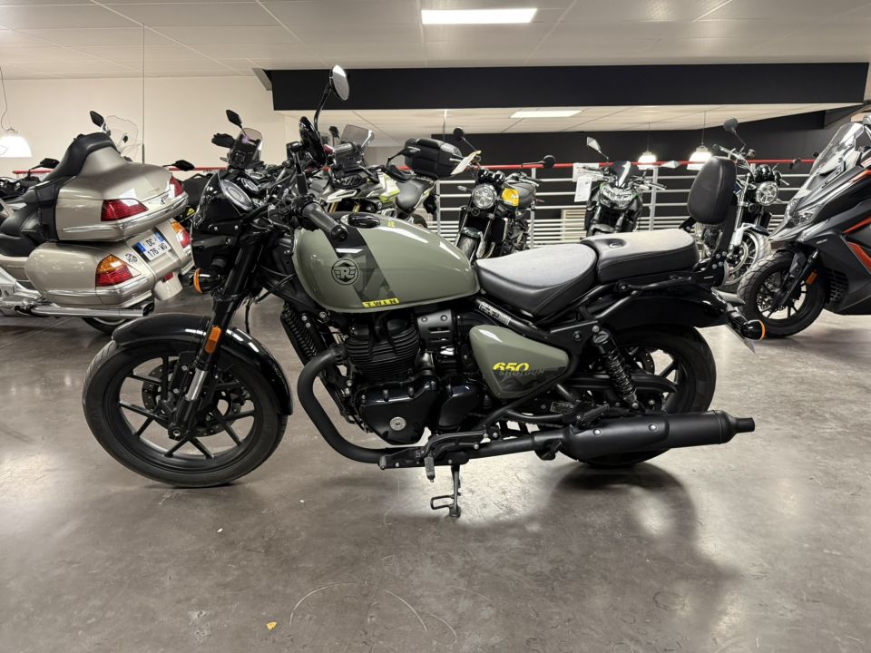 ROYAL ENFIELD SHOTGUN 650 4