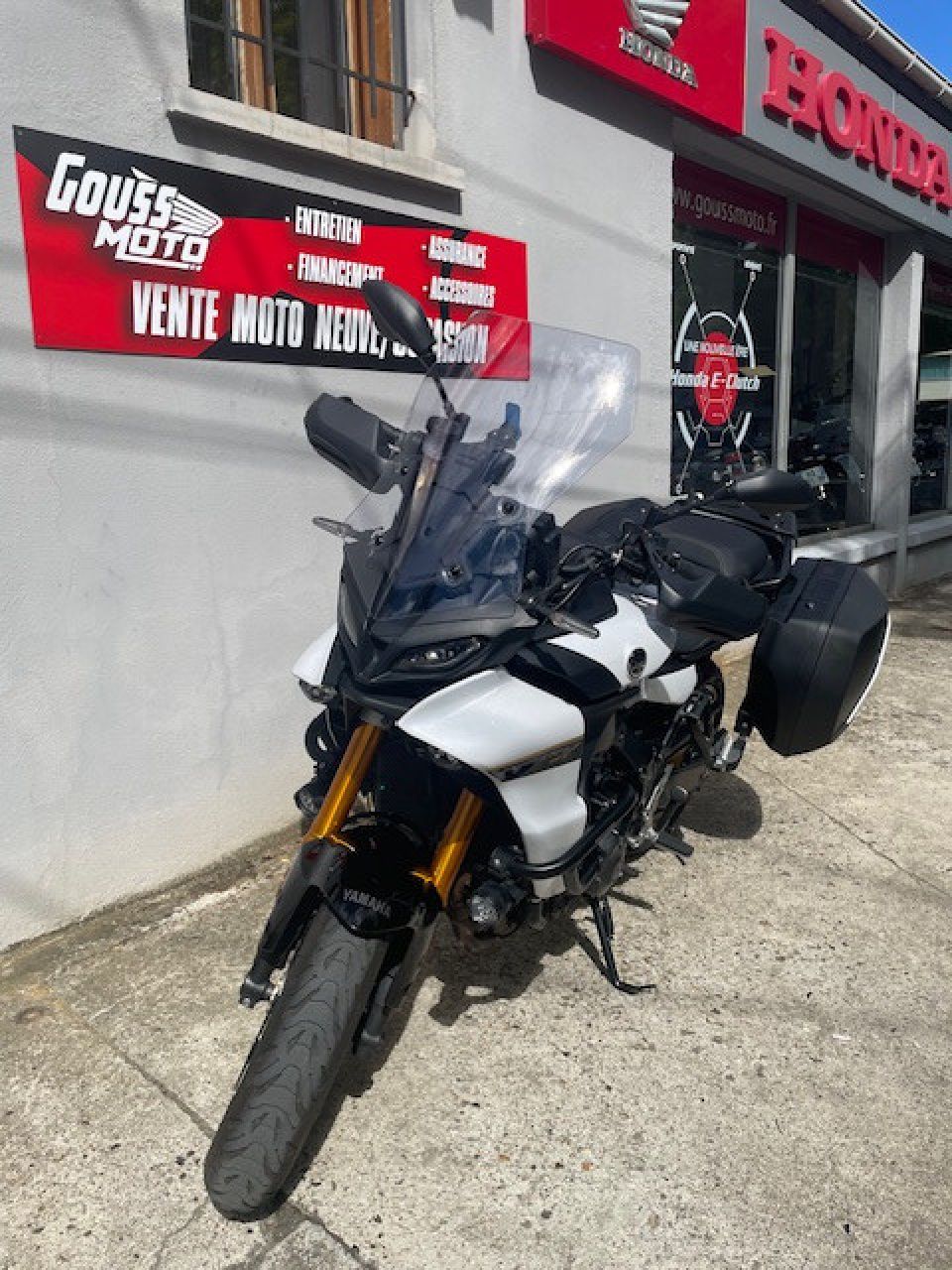 YAMAHA TRACER 900 GT 4