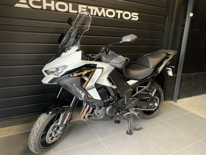 KAWASAKI VERSYS 4