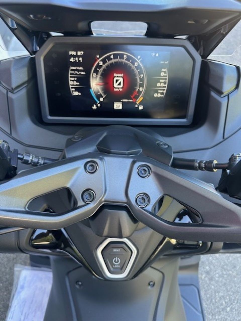 YAMAHA XP T-MAX 560 TECH MAX 4