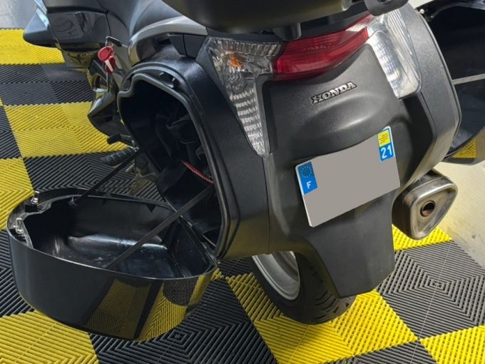 HONDA NT DEAUVILLE 700 ABS 4