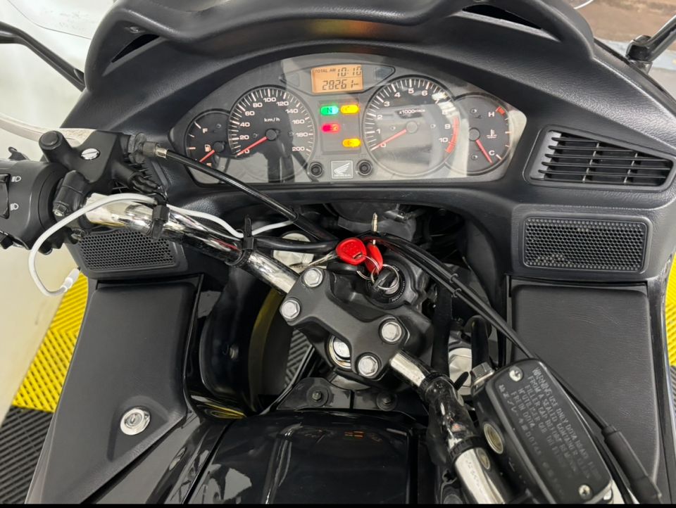 HONDA NT DEAUVILLE 700 ABS 4