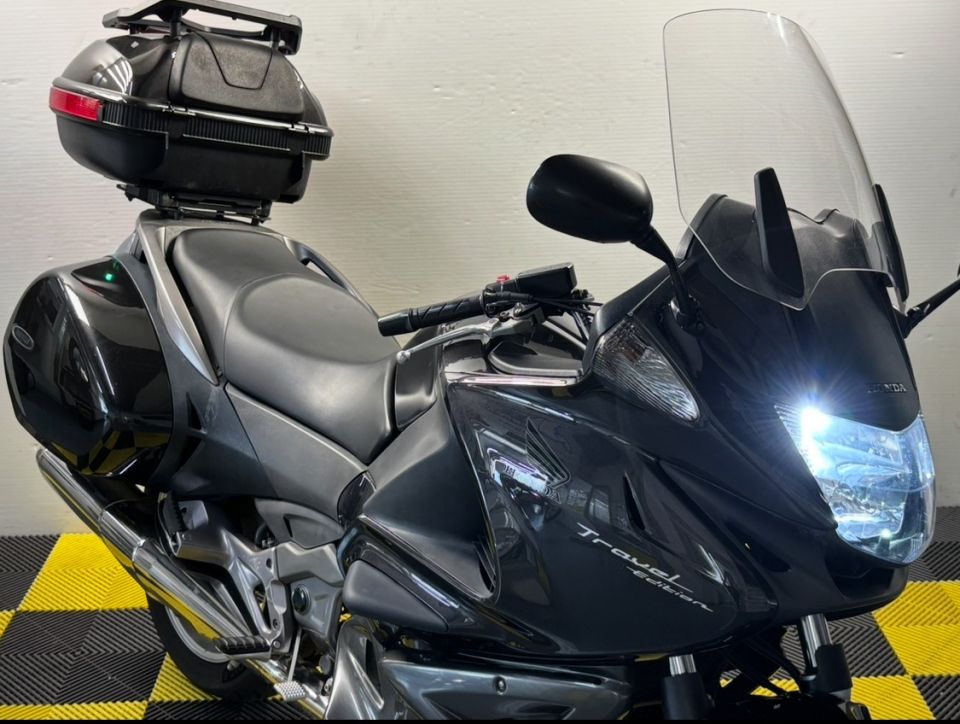 HONDA NT DEAUVILLE 700 ABS 4