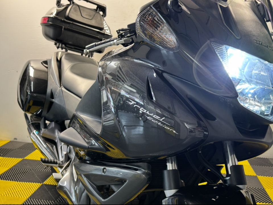 HONDA NT DEAUVILLE 700 ABS 4