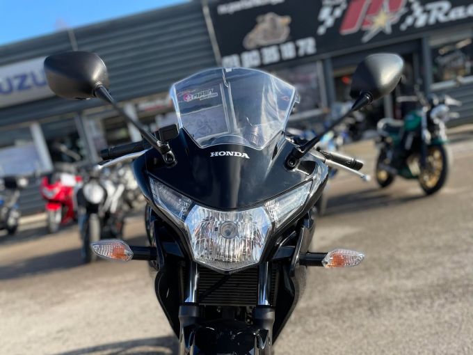 HONDA CBR 250 R 4