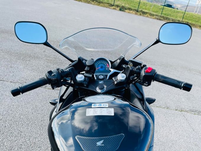 HONDA CBR 250 R 4