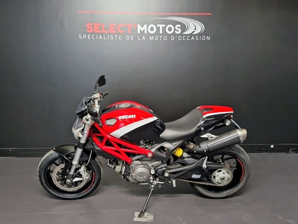 DUCATI 796 MONSTER 4