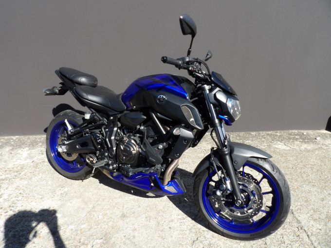 YAMAHA MT-07 (47.5CV) 4