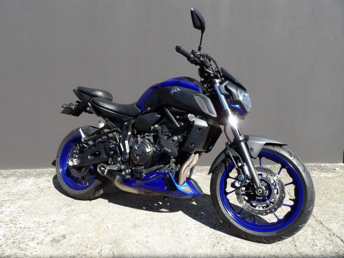 YAMAHA MT-07 (47.5CV) 4