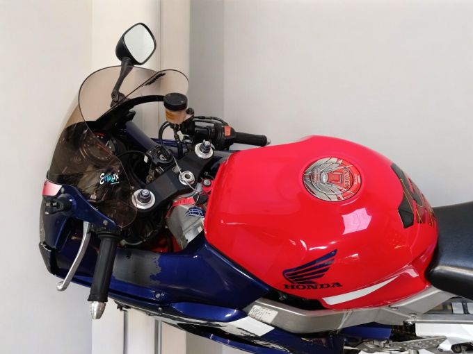 HONDA CBR 900 RR 4