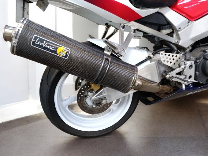 HONDA CBR 900 RR 4