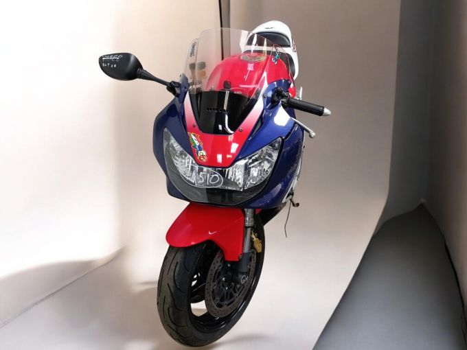 HONDA CBR 900 RR 4