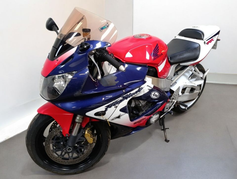 HONDA CBR 900 RR 4