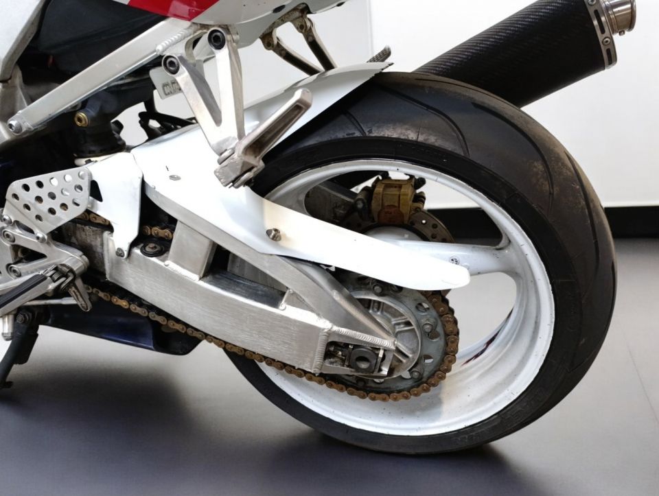 HONDA CBR 900 RR 4