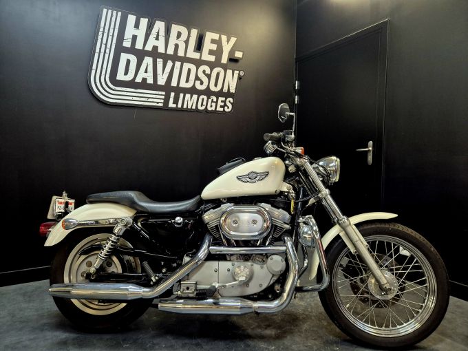 HARLEY-DAVIDSON SPORTSTER CUSTOM 883 4