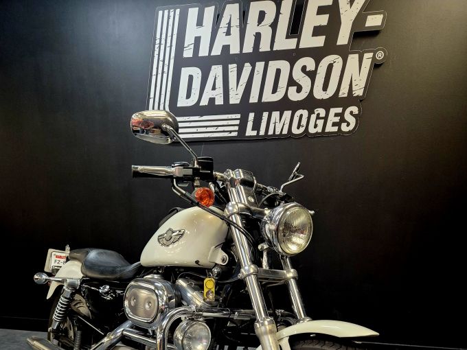 HARLEY-DAVIDSON SPORTSTER CUSTOM 883 4