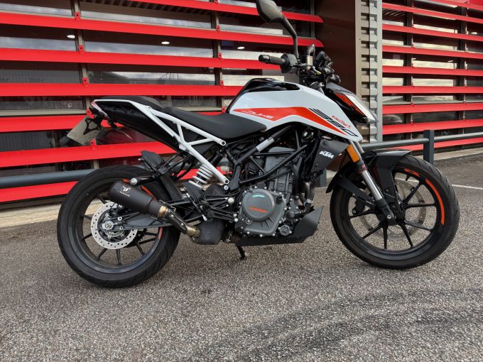 KTM 390 DUKE ABS 4