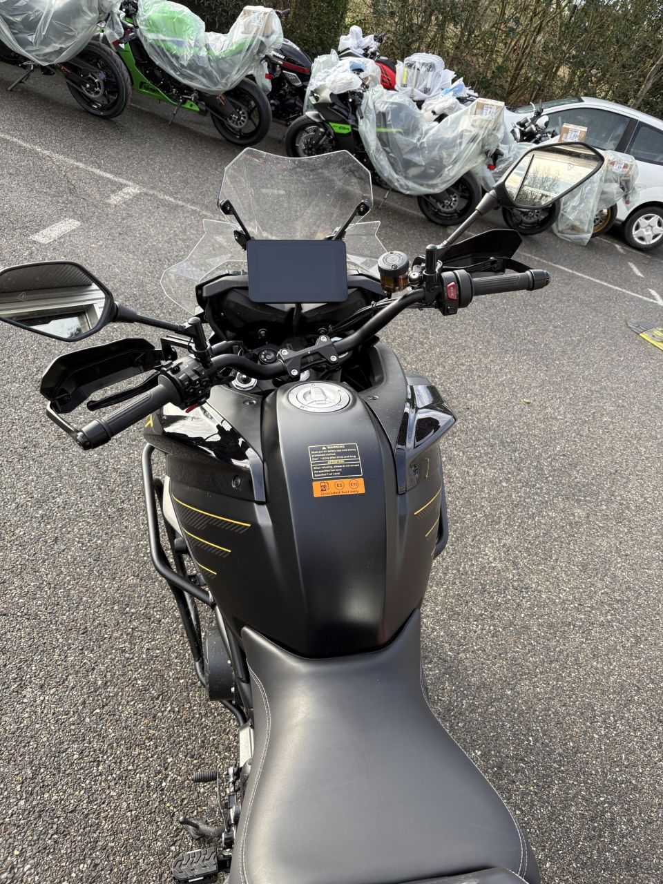 QJ MOTOR SRT 900 SX 4