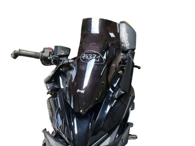 SUZUKI GSX-S 1000 GT 4