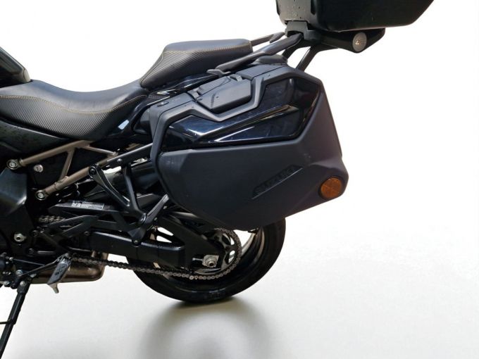 SUZUKI GSX-S 1000 GT 4