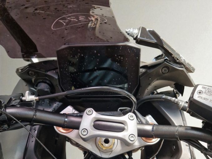 SUZUKI GSX-S 1000 GT 4