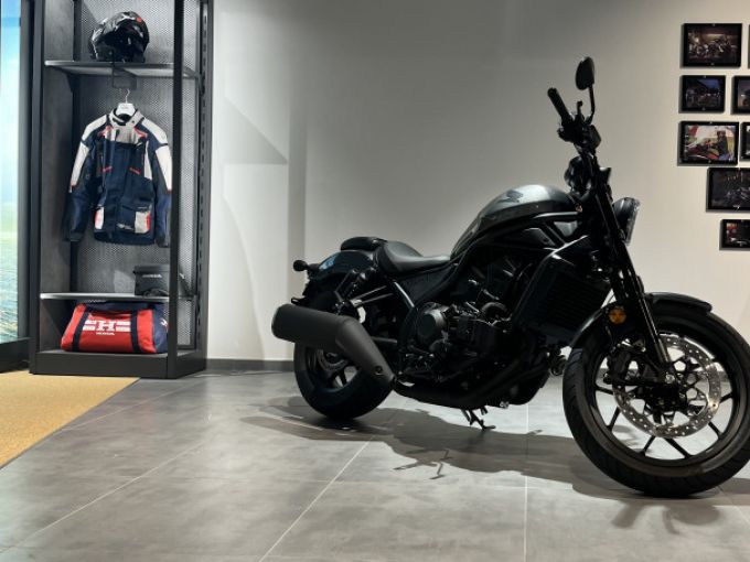 HONDA CMX1100 Rebel DCT 4