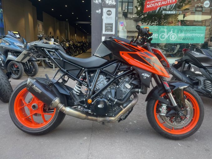 KTM 1290 SUPER DUKE R 4