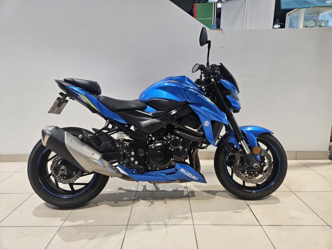 SUZUKI GSX-S 750 4