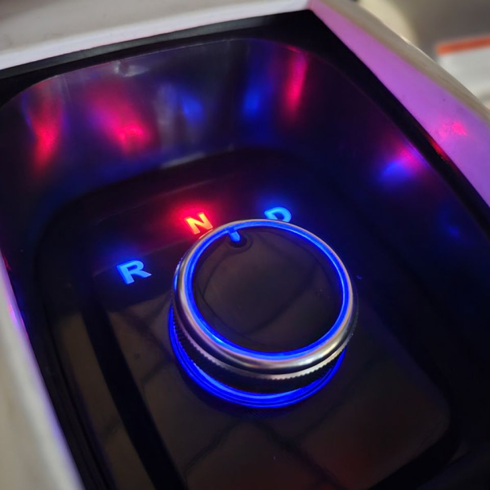 HYTRACK MP4-8 / QUAD ELECTRIQUE 4