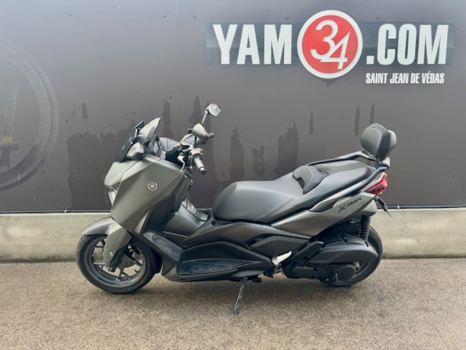 YAMAHA XMAX 125 4