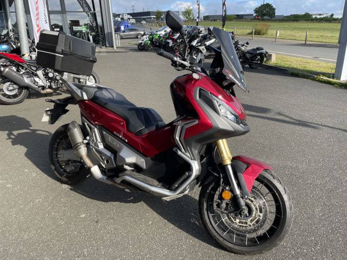 HONDA X-ADV 4