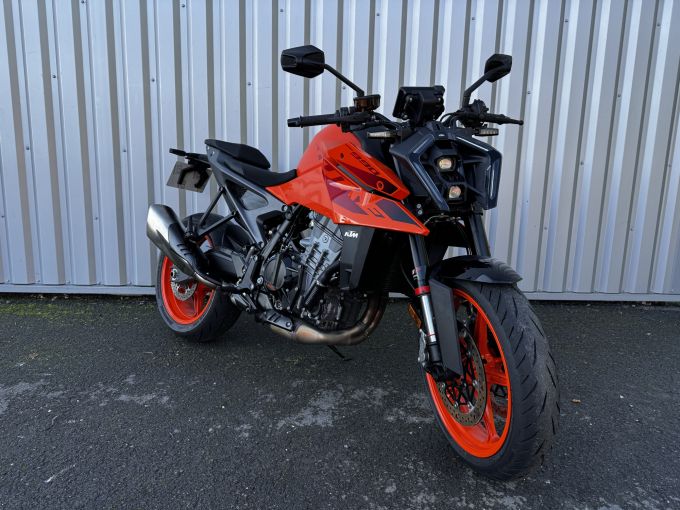 KTM 990 DUKE 4