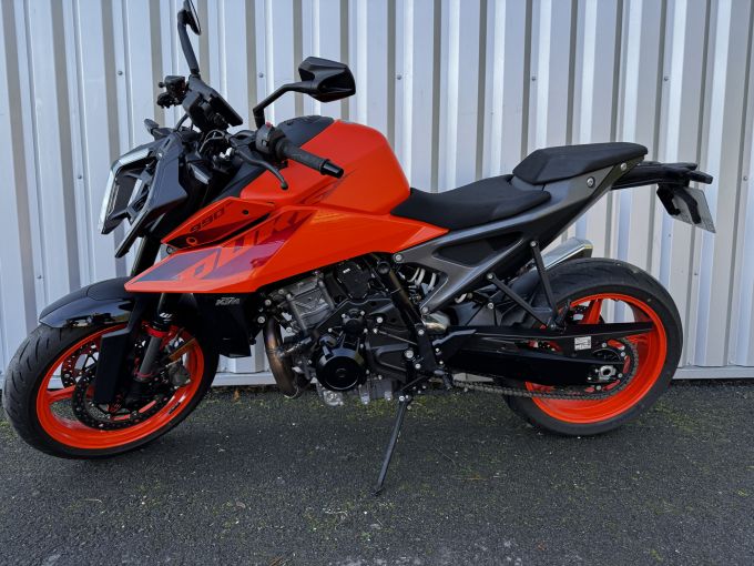 KTM 990 DUKE 4