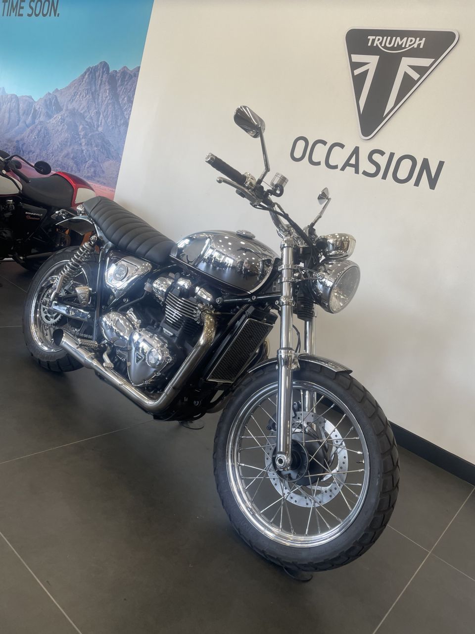 TRIUMPH STREET SCRAMBLER  900 4