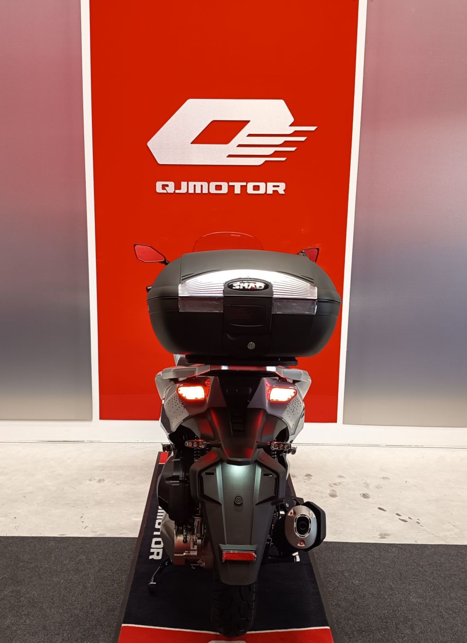 QJ MOTOR FORT 125 N 4