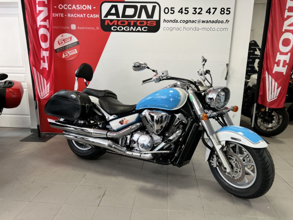 SUZUKI INTRUDER C1800R 4