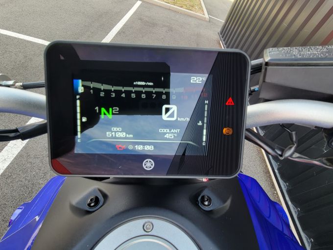 YAMAHA MT-07 4
