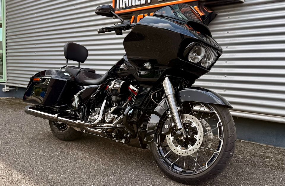 HARLEY-DAVIDSON TOURING ROAD GLIDE 1923 CVO 4