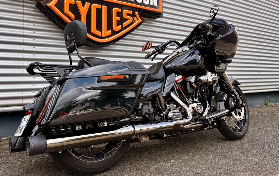 HARLEY-DAVIDSON TOURING ROAD GLIDE 1923 CVO 4